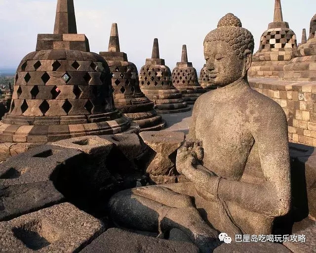 爱旅拍-巴厘岛蜜月|旅行|婚礼|婚拍|一站式服务|巴厘岛旅游,巴厘岛攻略,婆罗浮屠,巴厘岛古文明,爪哇,安缦吉沃度假村,普拉塔莱婆罗浮屠水疗度假村,婆罗浮屠曼诺哈拉酒店,提哥拉瑞斯艺术之家民宿,哥打格德的银饰品,卡宋安村的陶器和陶瓷,蜡染服装,万宝街