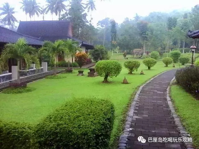 爱旅拍-巴厘岛蜜月|旅行|婚礼|婚拍|一站式服务|巴厘岛旅游,巴厘岛攻略,婆罗浮屠,巴厘岛古文明,爪哇,安缦吉沃度假村,普拉塔莱婆罗浮屠水疗度假村,婆罗浮屠曼诺哈拉酒店,提哥拉瑞斯艺术之家民宿,哥打格德的银饰品,卡宋安村的陶器和陶瓷,蜡染服装,万宝街