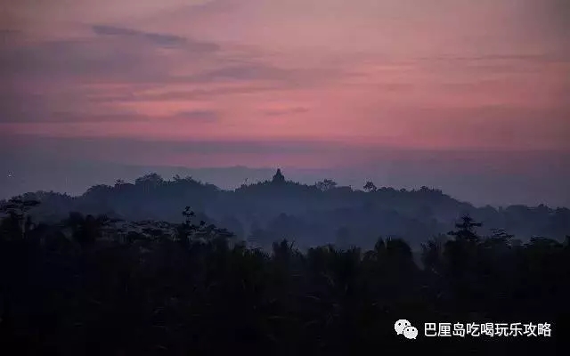 爱旅拍-巴厘岛蜜月|旅行|婚礼|婚拍|一站式服务|巴厘岛旅游,巴厘岛攻略,婆罗浮屠,巴厘岛古文明,爪哇,安缦吉沃度假村,普拉塔莱婆罗浮屠水疗度假村,婆罗浮屠曼诺哈拉酒店,提哥拉瑞斯艺术之家民宿,哥打格德的银饰品,卡宋安村的陶器和陶瓷,蜡染服装,万宝街