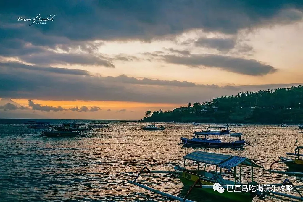 爱旅拍-巴厘岛蜜月|旅行|婚礼|婚拍|一站式服务| 巴厘岛旅游,巴厘岛沙滩,白色沙滩,粉色沙滩,印度尼西亚龙目岛,红色沙滩,橙色沙滩,绿色沙滩,蓝色沙滩,紫色沙滩,黑沙滩,贝壳海滩,玻璃沙滩