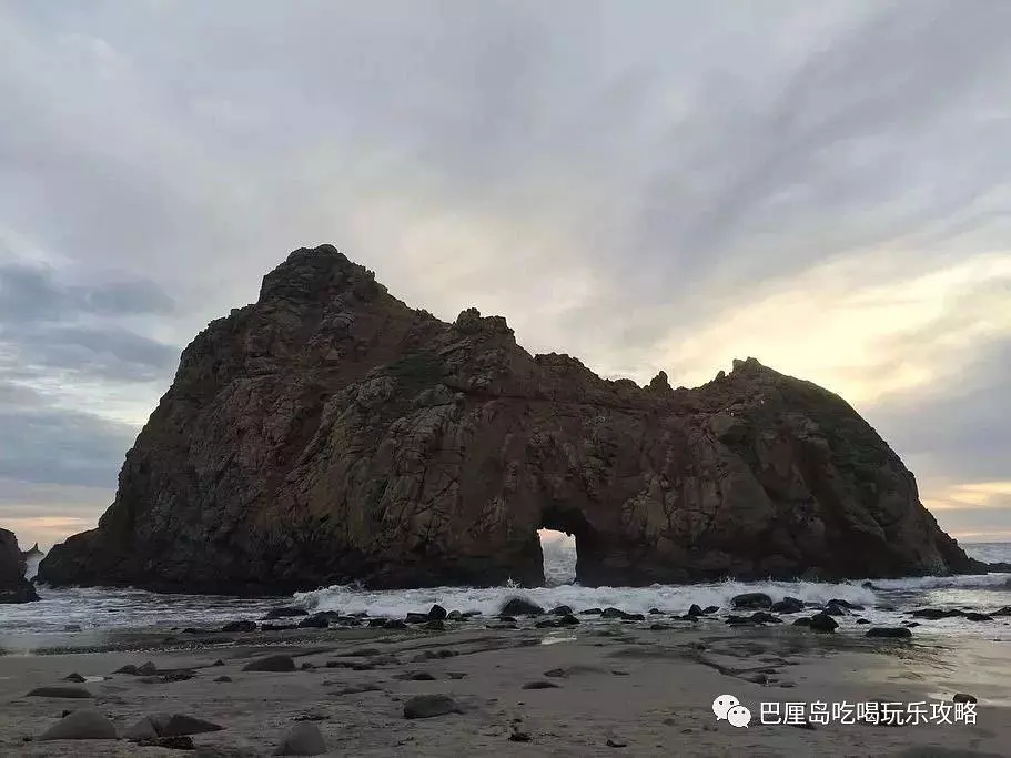 15.webp.jpg 爱旅拍-巴厘岛蜜月|旅行|婚礼|婚拍|一站式服务| 巴厘岛旅游,巴厘岛沙滩,白色沙滩,粉色沙滩,印度尼西亚龙目岛,红色沙滩,橙色沙滩,绿色沙滩,蓝色沙滩,紫色沙滩,黑沙滩,贝壳海滩,玻璃沙滩