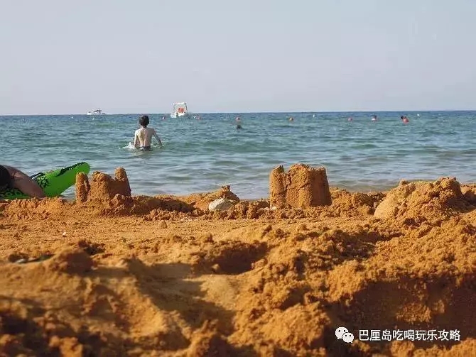 10.webp.jpg 爱旅拍-巴厘岛蜜月|旅行|婚礼|婚拍|一站式服务| 巴厘岛旅游,巴厘岛沙滩,白色沙滩,粉色沙滩,印度尼西亚龙目岛,红色沙滩,橙色沙滩,绿色沙滩,蓝色沙滩,紫色沙滩,黑沙滩,贝壳海滩,玻璃沙滩