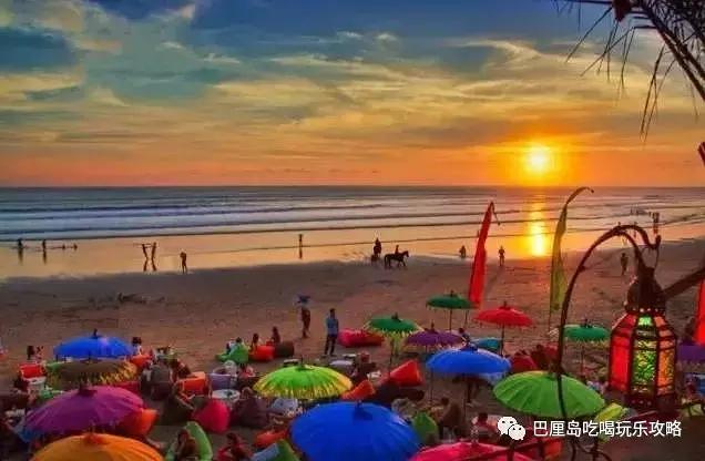 12.jpg 爱旅拍-巴厘岛蜜月|旅行|婚礼|婚拍|一站式服务|海神庙,乌鲁瓦图断崖,水明漾海滩,Amankila Bali的游泳池,库塔海滩,Melasti Beach,Nusa Penida Temple,Kelan Beach