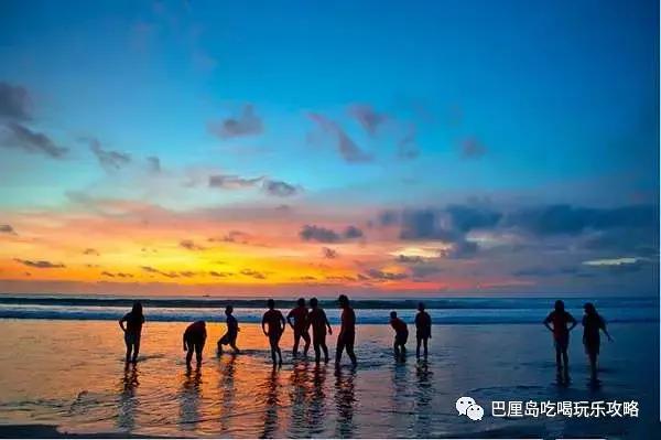 13.jpg 爱旅拍-巴厘岛蜜月|旅行|婚礼|婚拍|一站式服务|海神庙,乌鲁瓦图断崖,水明漾海滩,Amankila Bali的游泳池,库塔海滩,Melasti Beach,Nusa Penida Temple,Kelan Beach