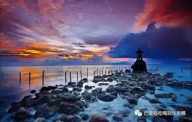 24.jpg 爱旅拍-巴厘岛蜜月|旅行|婚礼|婚拍|一站式服务|海神庙,乌鲁瓦图断崖,水明漾海滩,Amankila Bali的游泳池,库塔海滩,Melasti Beach,Nusa Penida Temple,Kelan Beach